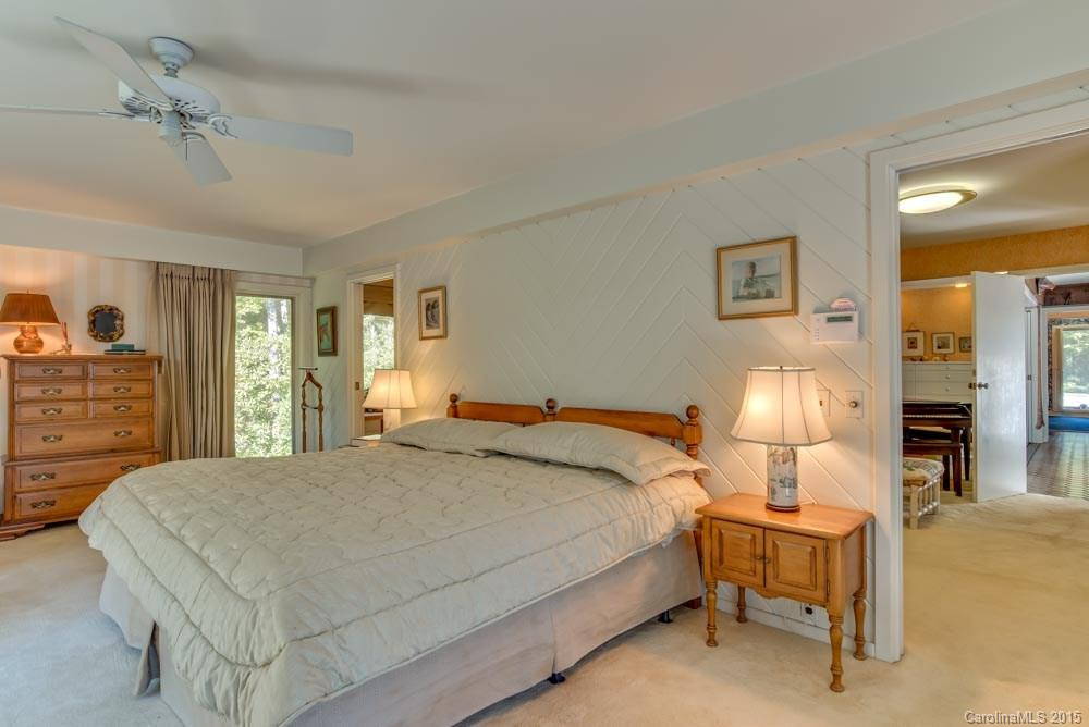 2540 Skyuka Road - Photo 16