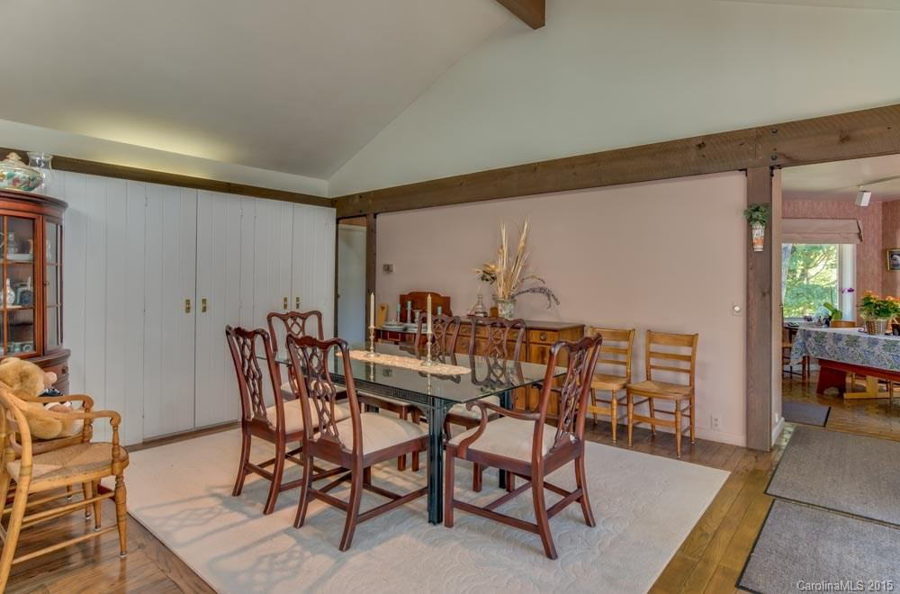 2540 Skyuka Road - Photo 7