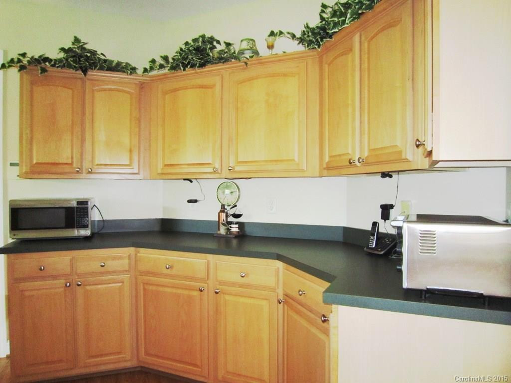142 Willow Brook Drive - Photo 7
