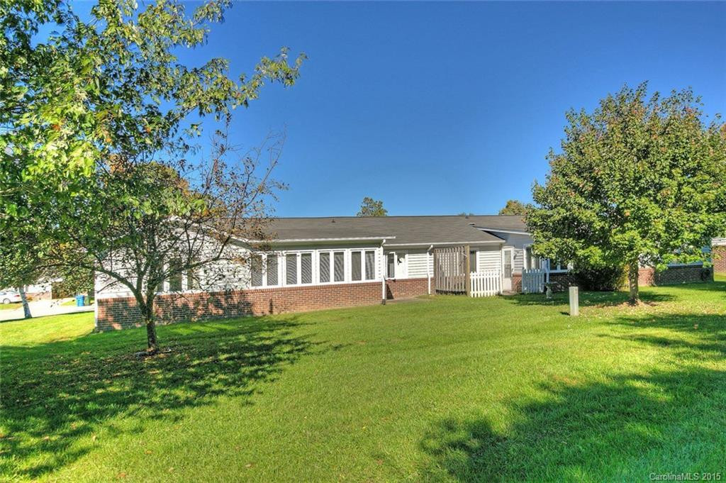 309 Dellford Court #28 - Photo 15