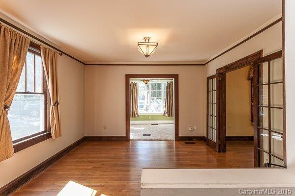 35 Hillside Street - Photo 12