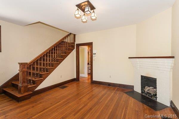 35 Hillside Street - Photo 5