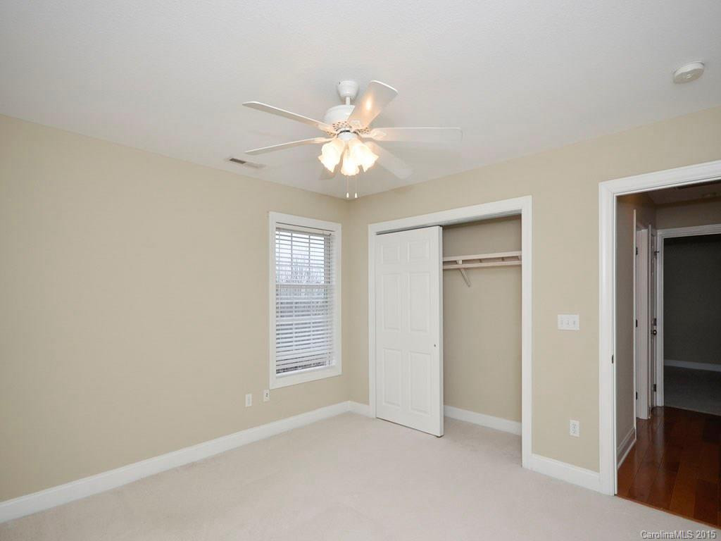 847 West Pointe Drive #39 - Photo 11