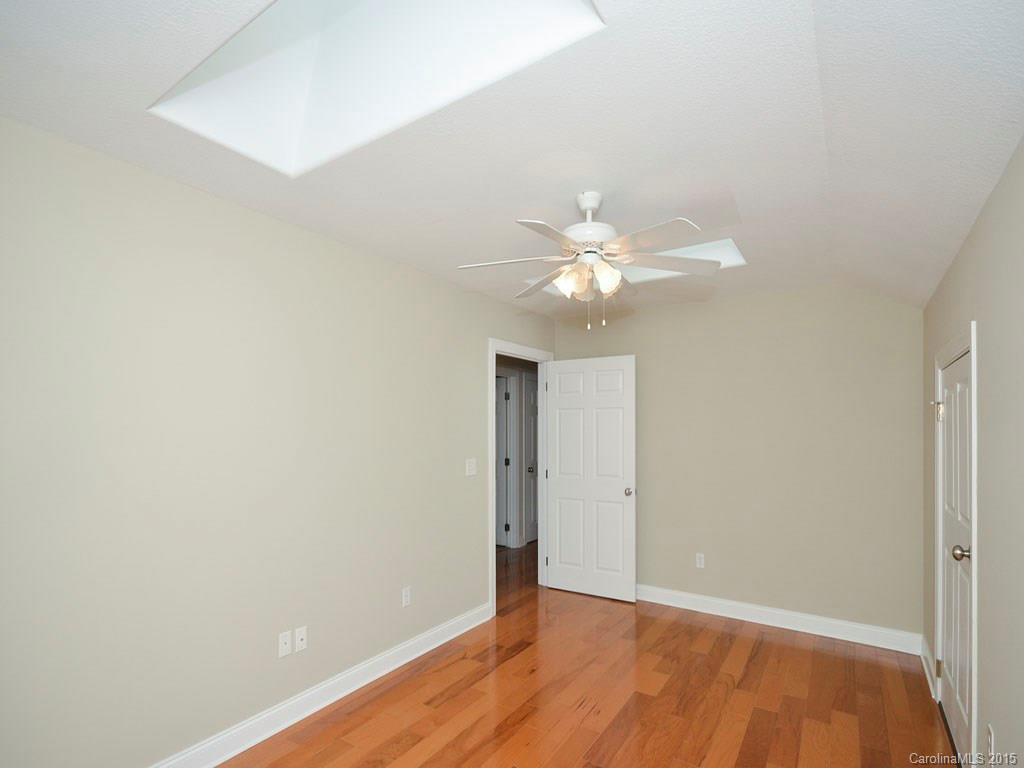 847 West Pointe Drive #39 - Photo 12
