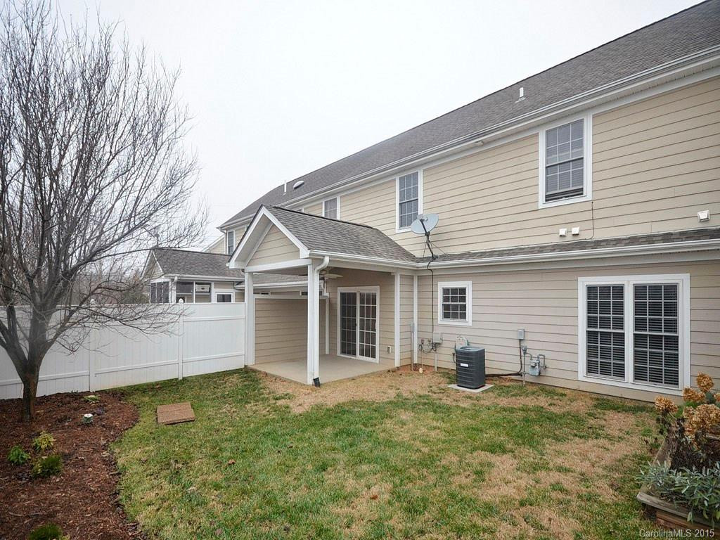 847 West Pointe Drive #39 - Photo 14