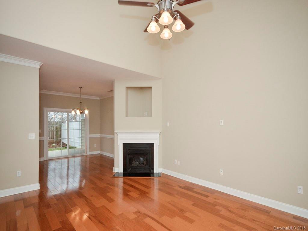 847 West Pointe Drive #39 - Photo 3