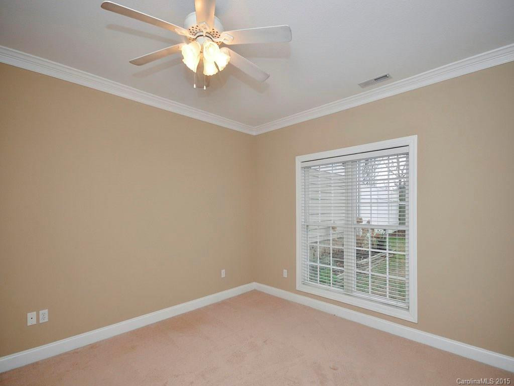847 West Pointe Drive #39 - Photo 6