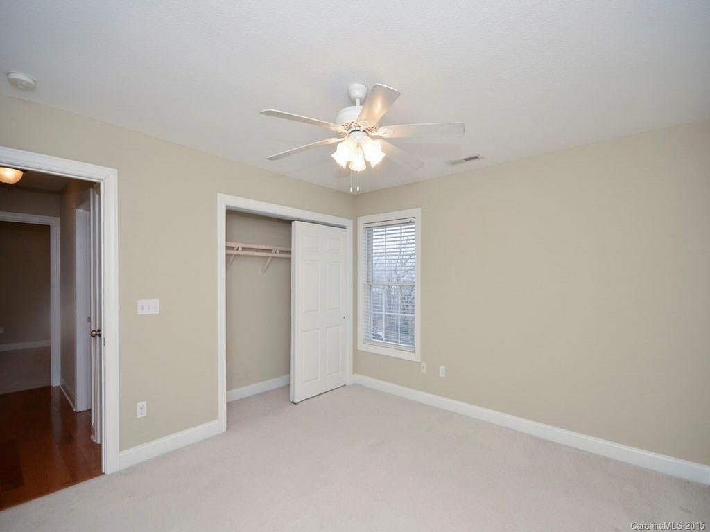 847 West Pointe Drive #39 - Photo 9