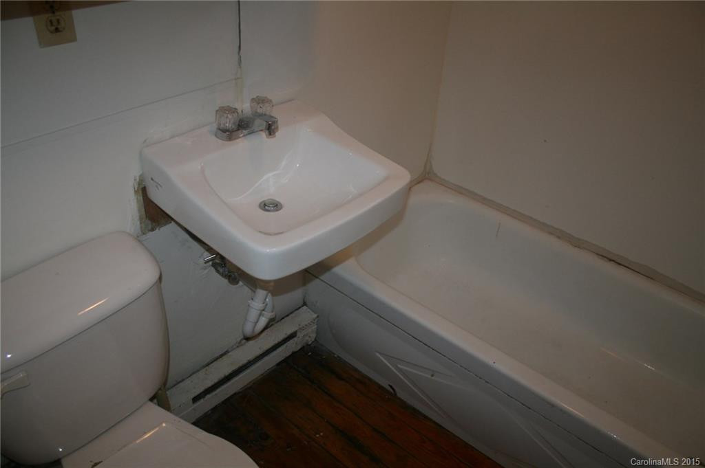 19 Thurland Avenue - Photo 4