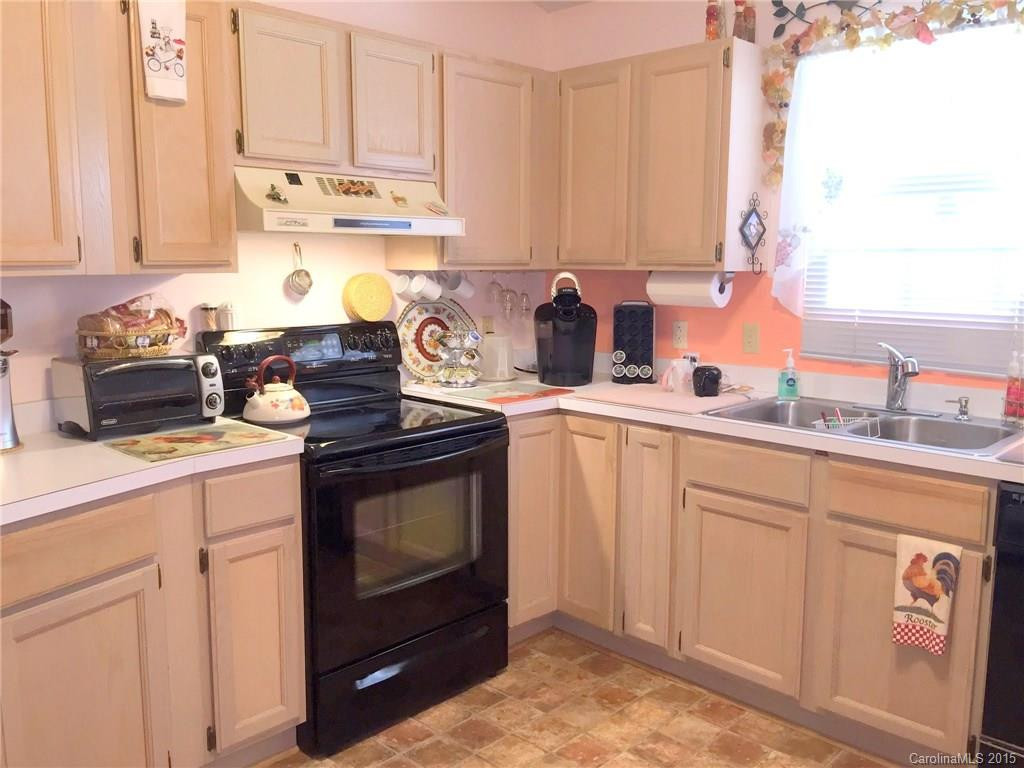 108 Springside Drive - Photo 12