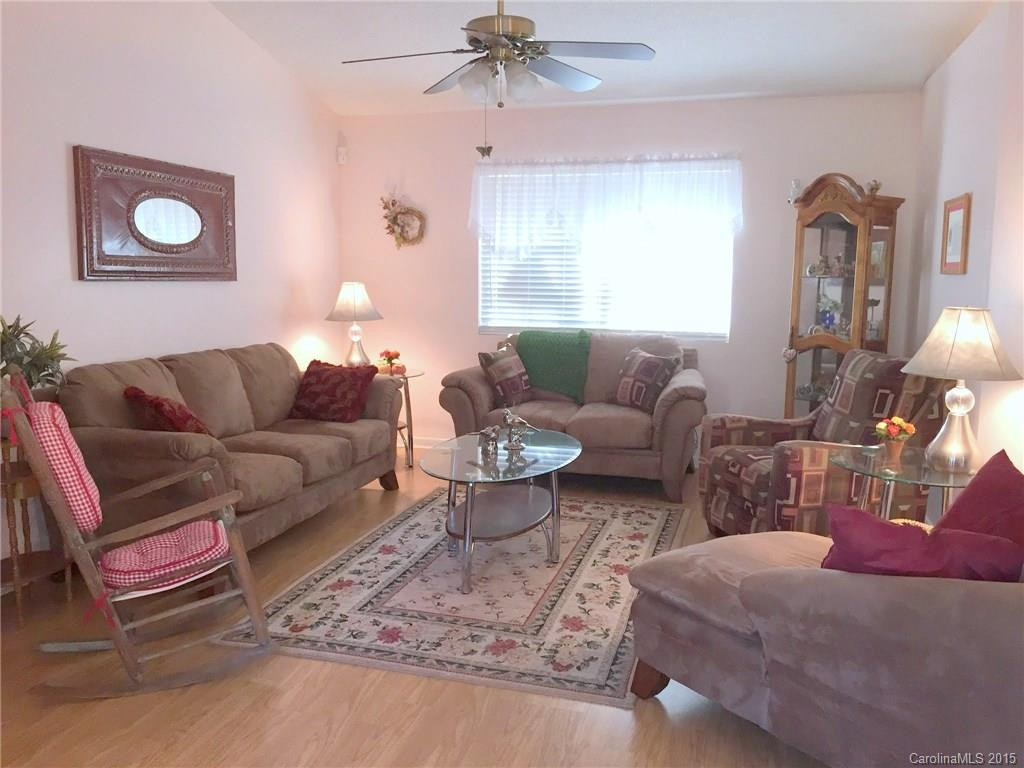 108 Springside Drive - Photo 7