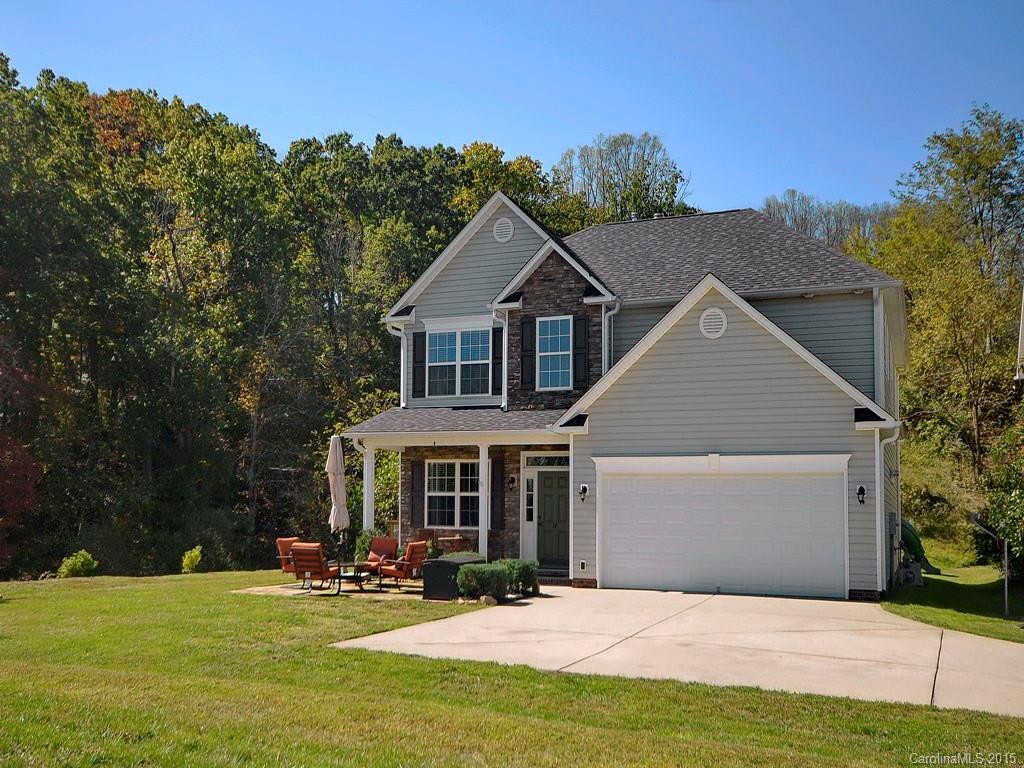 17 Stonebury Drive
