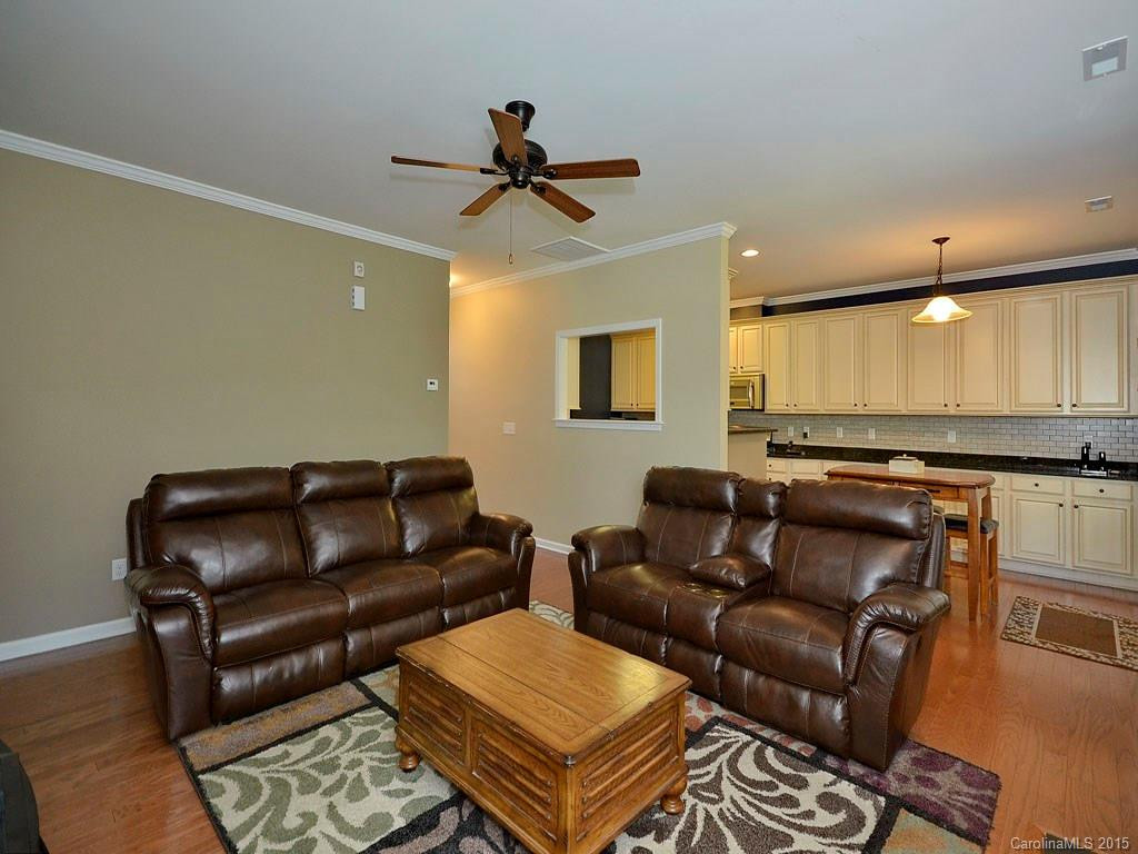 17 Stonebury Drive - Photo 5