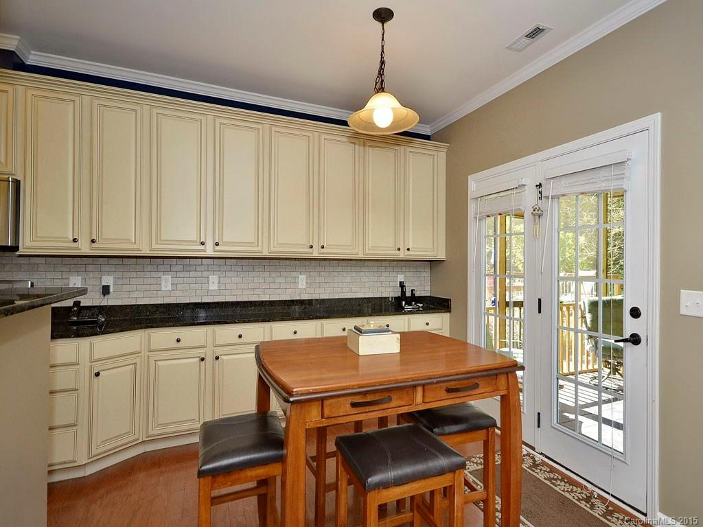 17 Stonebury Drive - Photo 6