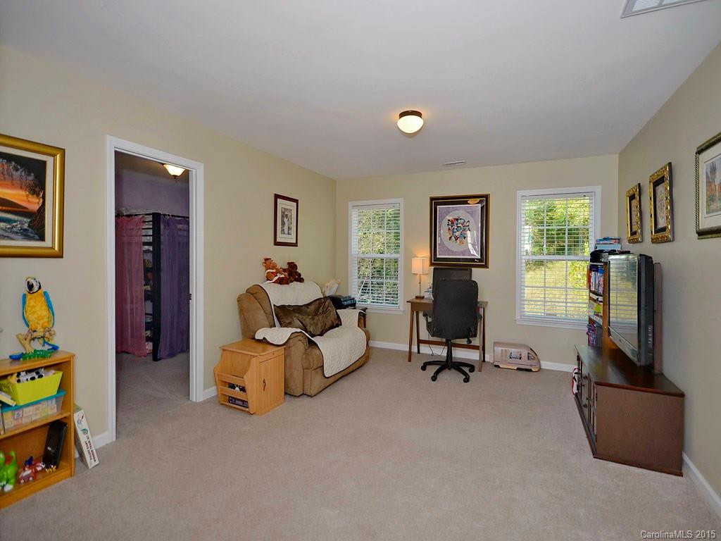 17 Stonebury Drive - Photo 9