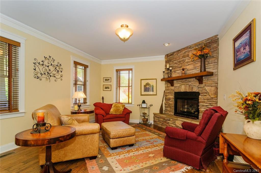1676 Olmsted Drive - Photo 7