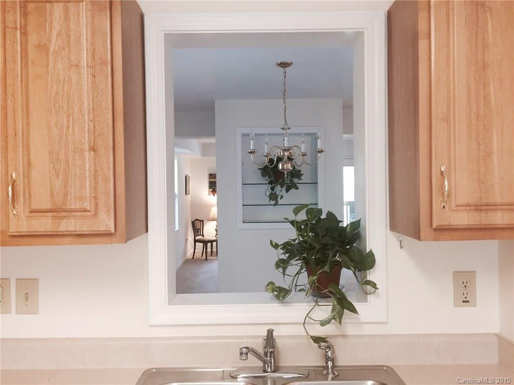 711 Carlyle Way #711 - Photo 3