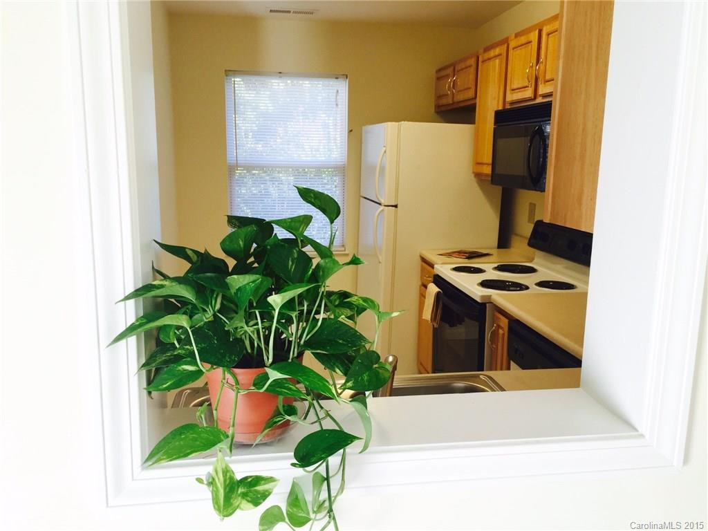 711 Carlyle Way #711 - Photo 4