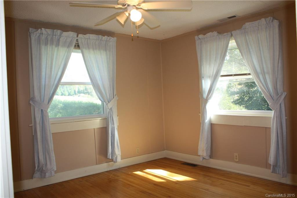382 Lower Grassy Branc Road - Photo 11