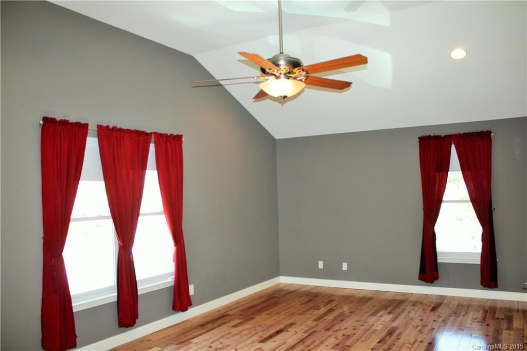 382 Lower Grassy Branc Road - Photo 15