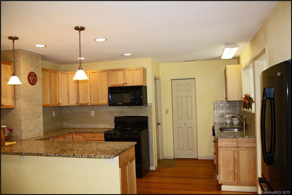 382 Lower Grassy Branc Road - Photo 9