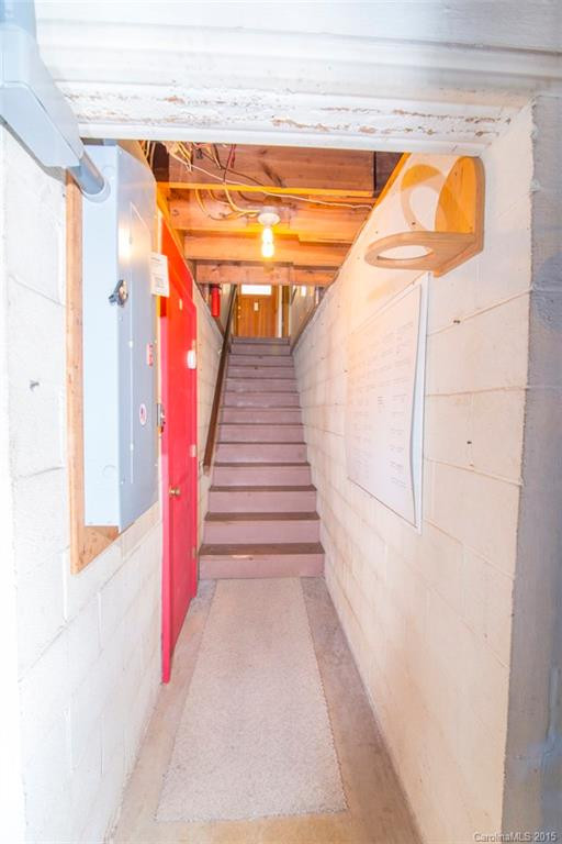 82 Henson Drive - Photo 21