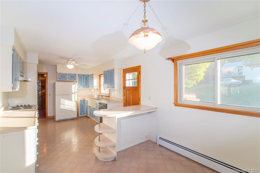 82 Henson Drive - Photo 5