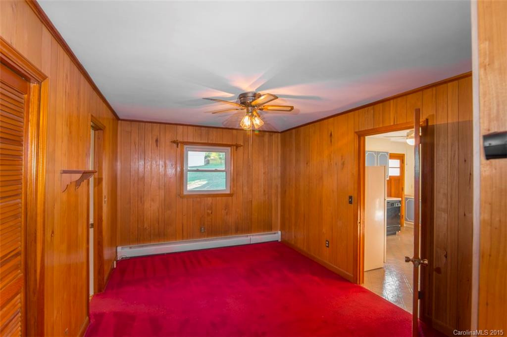 82 Henson Drive - Photo 9
