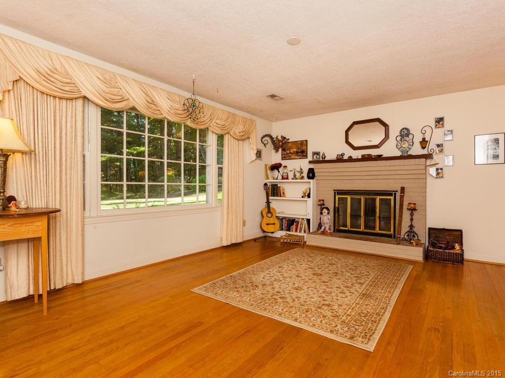 147 Echo Drive - Photo 4