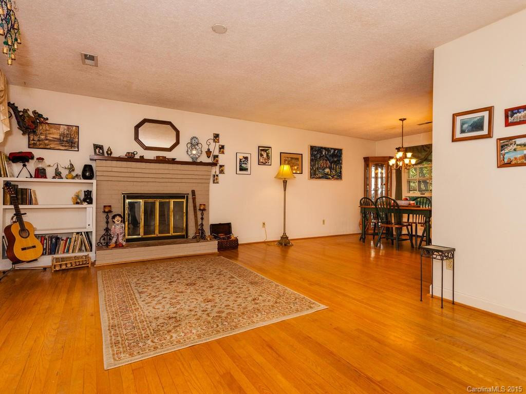 147 Echo Drive - Photo 5