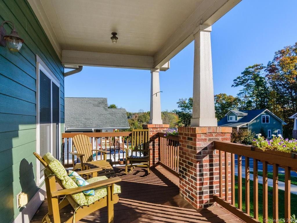 157 Estelle Park Drive - Photo 3
