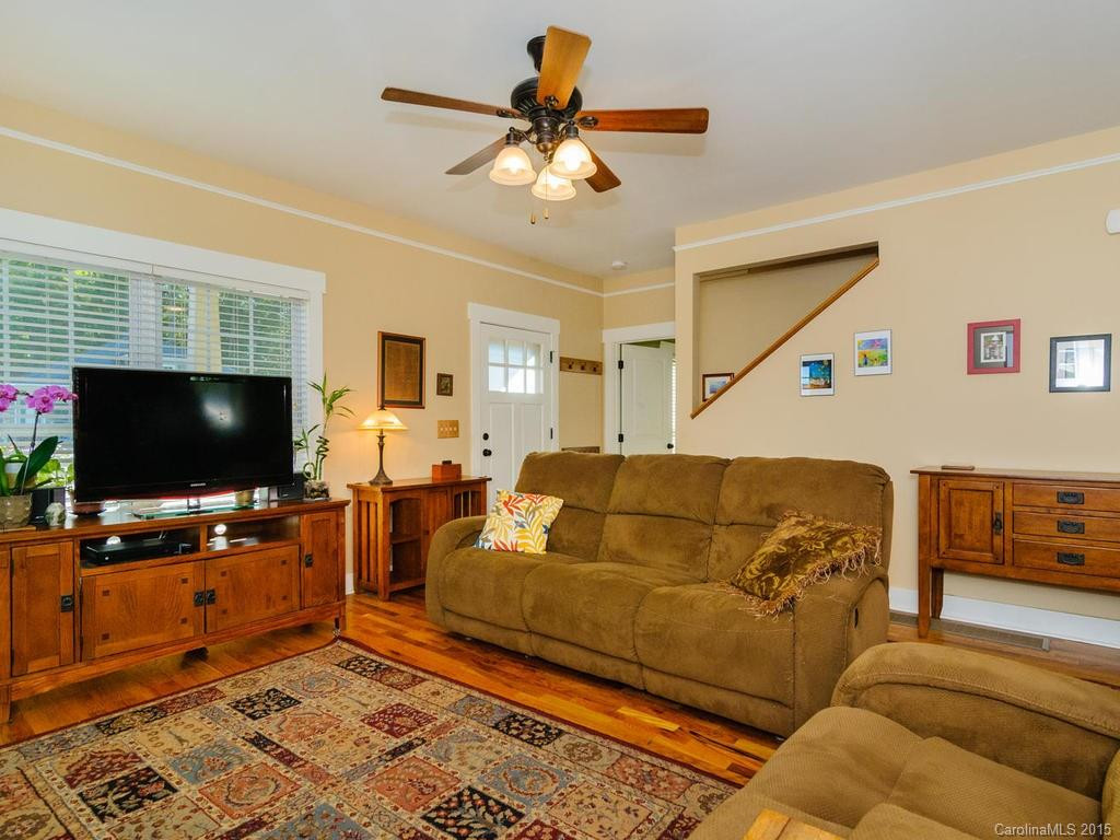 157 Estelle Park Drive - Photo 6