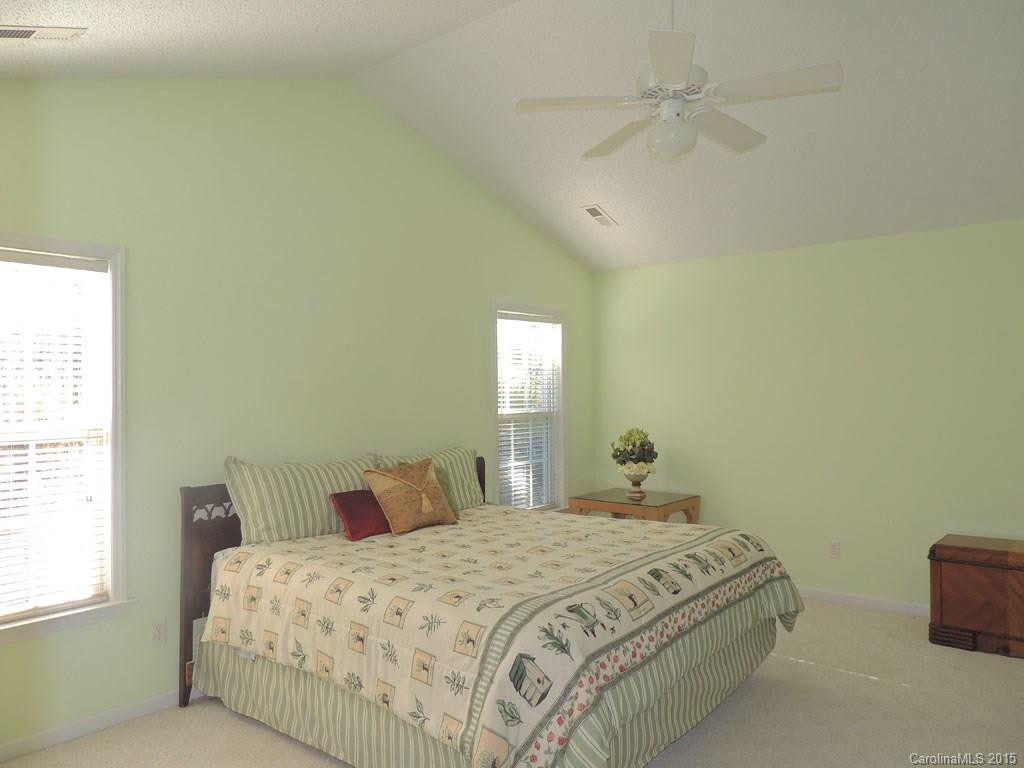 112 Forest Berry Road - Photo 14