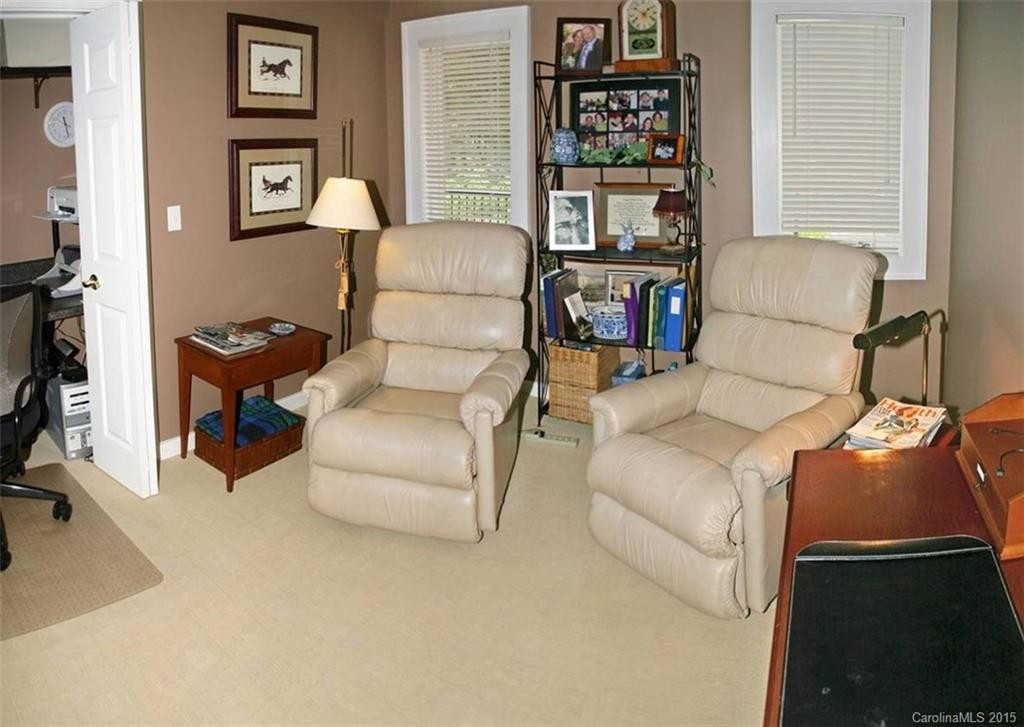 241 Brunswick Drive - Photo 9