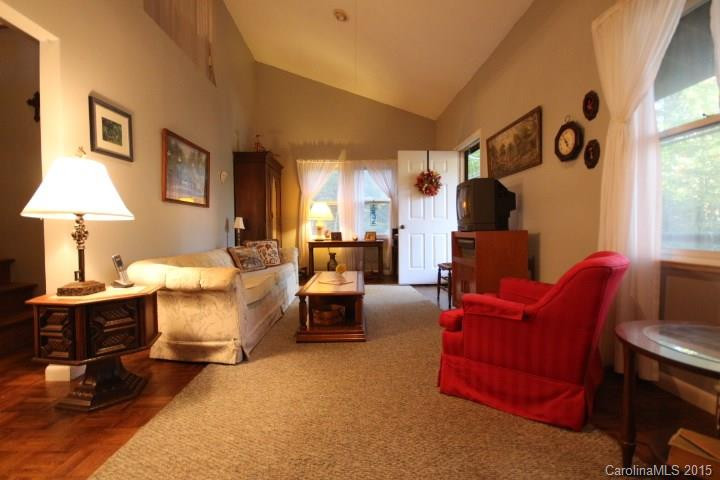 206 Fowler Lane - Photo 2