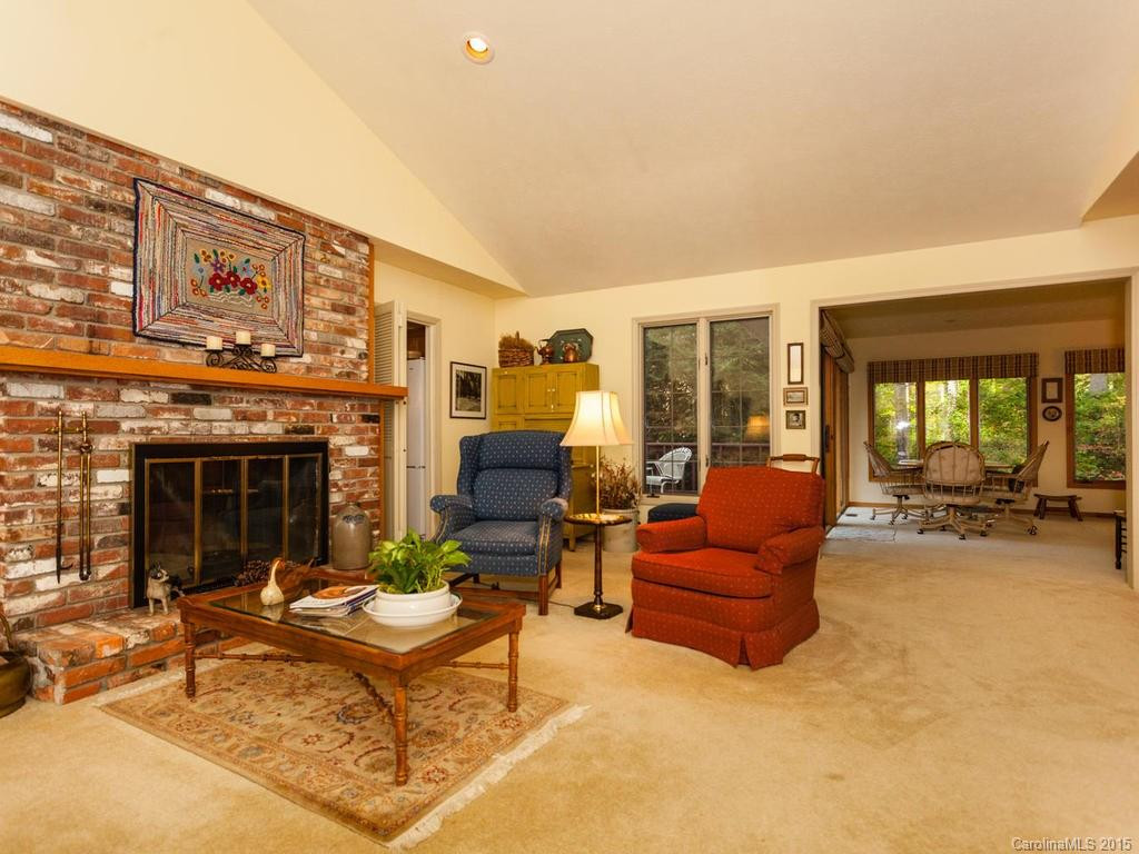 117 Estate Drive - Photo 3
