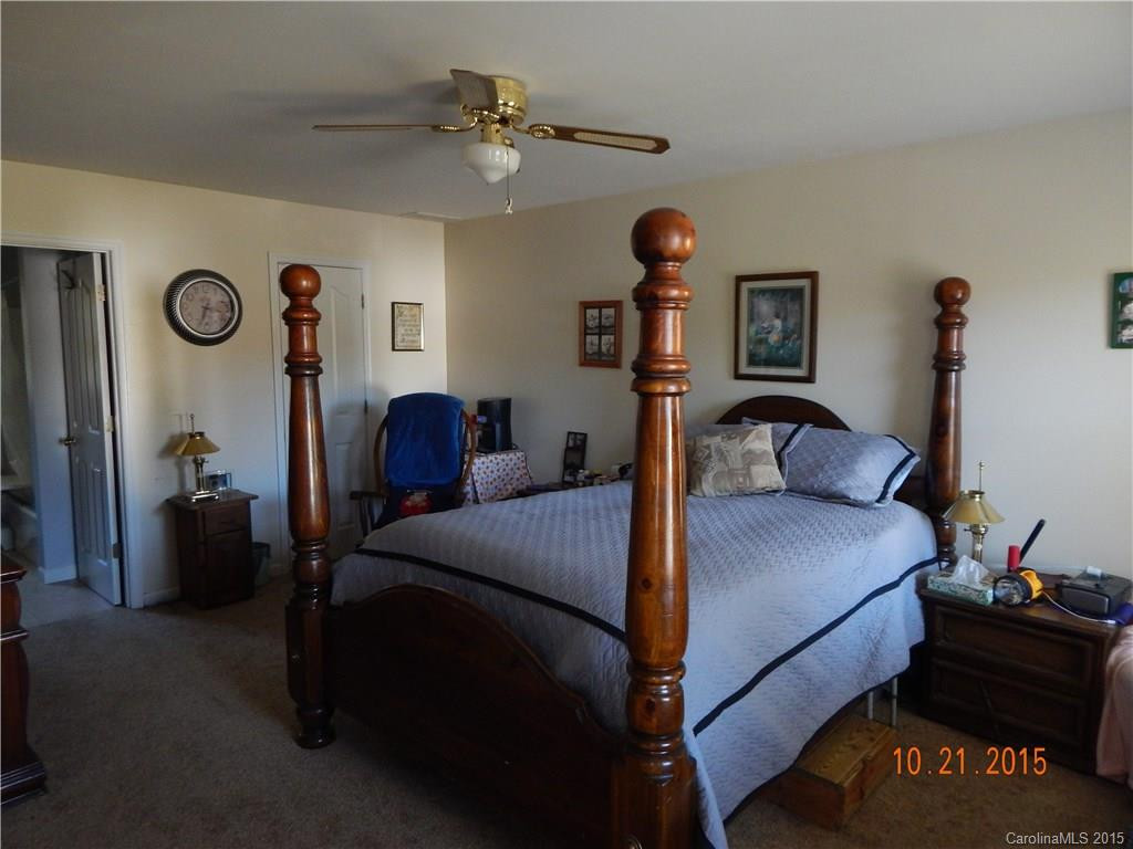 11 Williamsburg Place - Photo 13