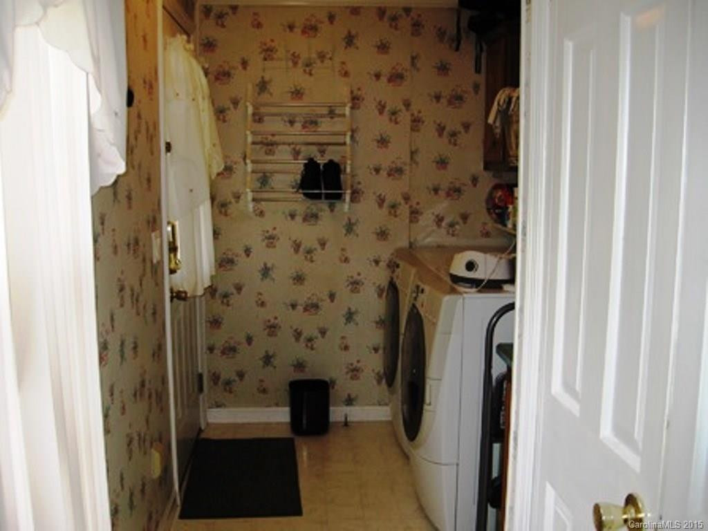 420 Bobs Creek Road - Photo 13