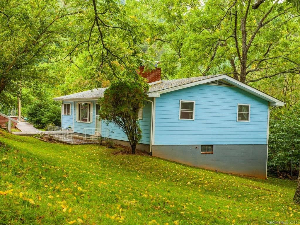 77 Bassett Road - Photo 2