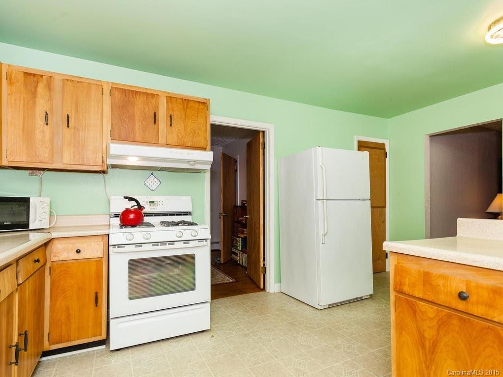 77 Bassett Road - Photo 11