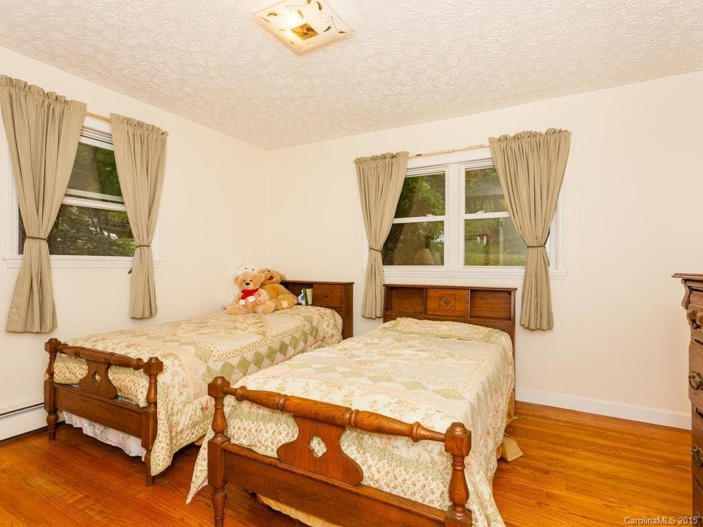 77 Bassett Road - Photo 14