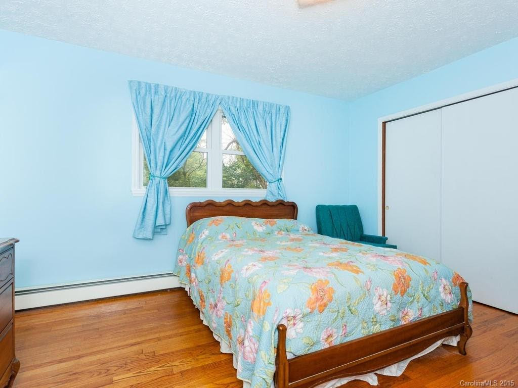 77 Bassett Road - Photo 17