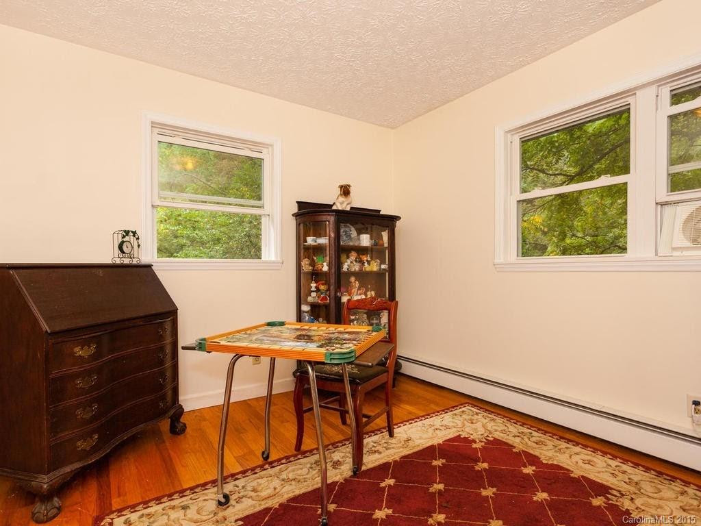 77 Bassett Road - Photo 19