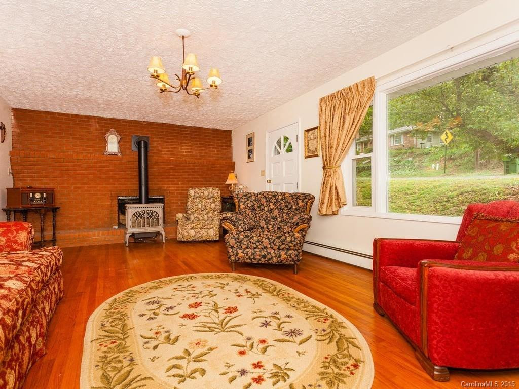77 Bassett Road - Photo 8
