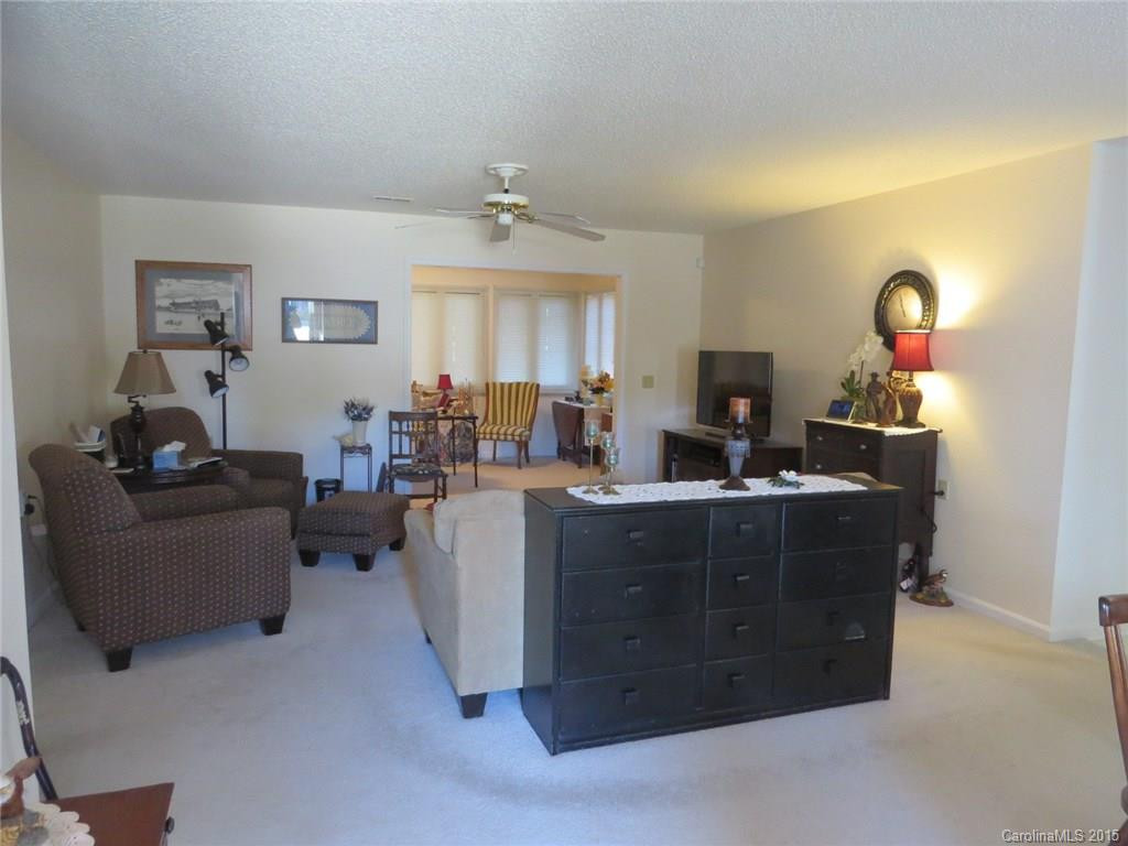 113 Derbyshire Drive ##80 - Photo 4