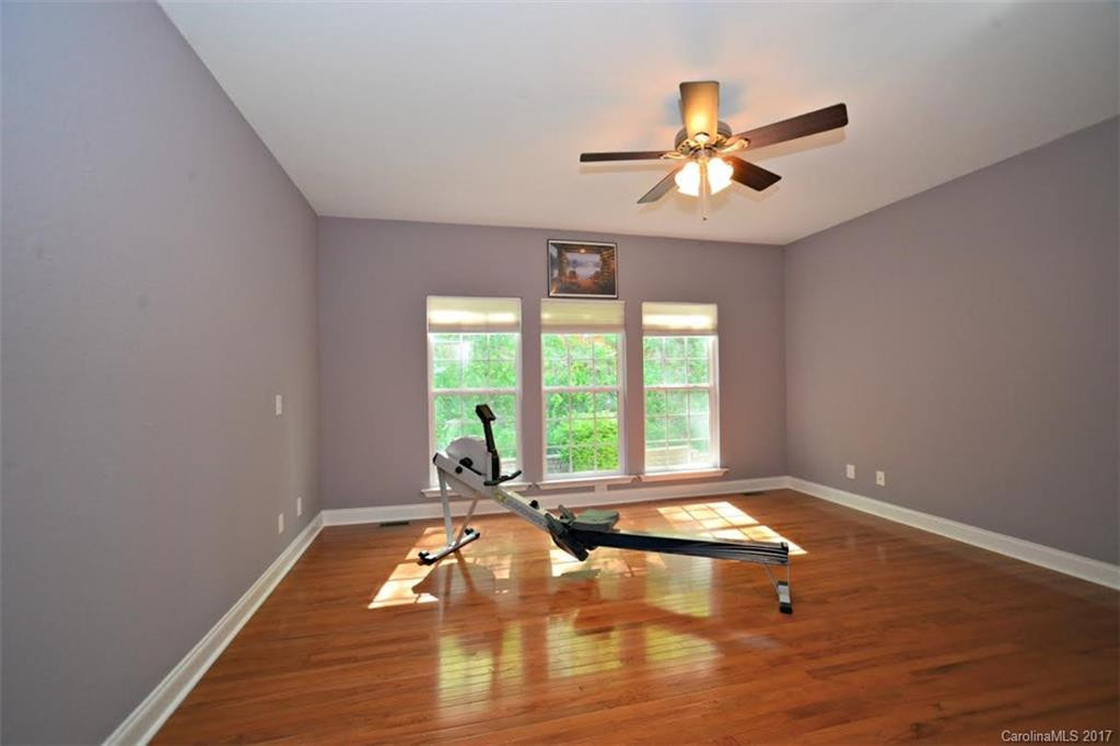 59 Woodfin Road - Photo 13
