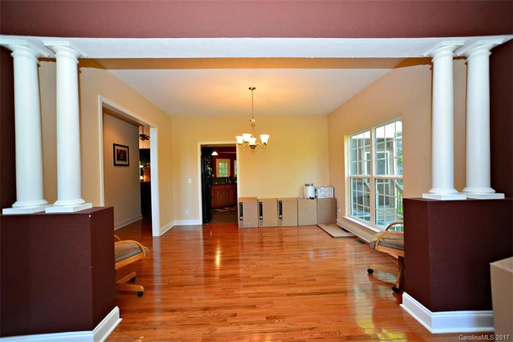 59 Woodfin Road - Photo 5