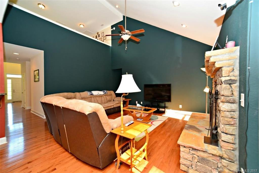 59 Woodfin Road - Photo 10