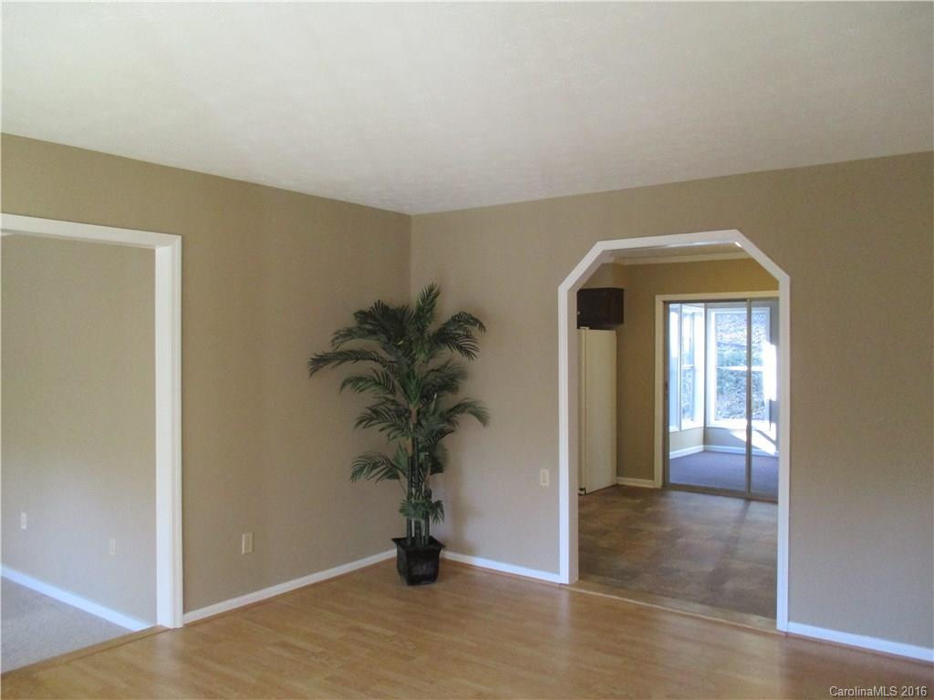 37 Auburndale Drive - Photo 3