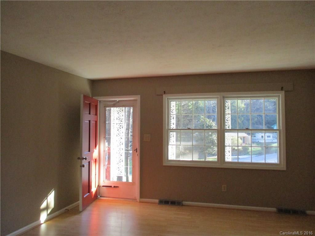37 Auburndale Drive - Photo 5